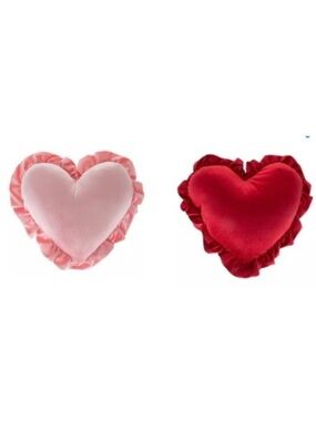 Lavella New York Decorative Heart Shaped Ruffled Red & pink Throw 2pc Pillow Set